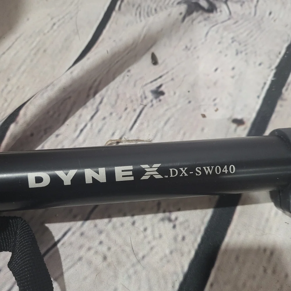 Dynex Black SW040 Monopod With Carry Baf